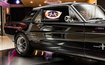 Ford-Mustang-1966-Coupe-21