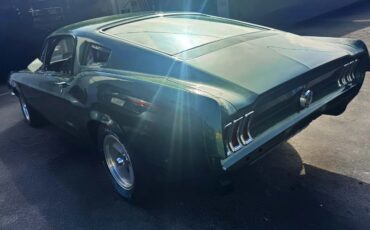 Ford-Mustang-1967-Highland-Green-Black-6