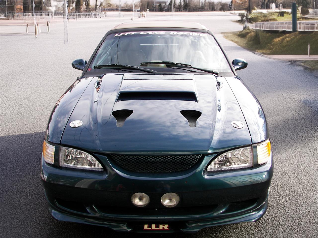 Ford-Mustang-1995-Tourmaline-Brown-leather