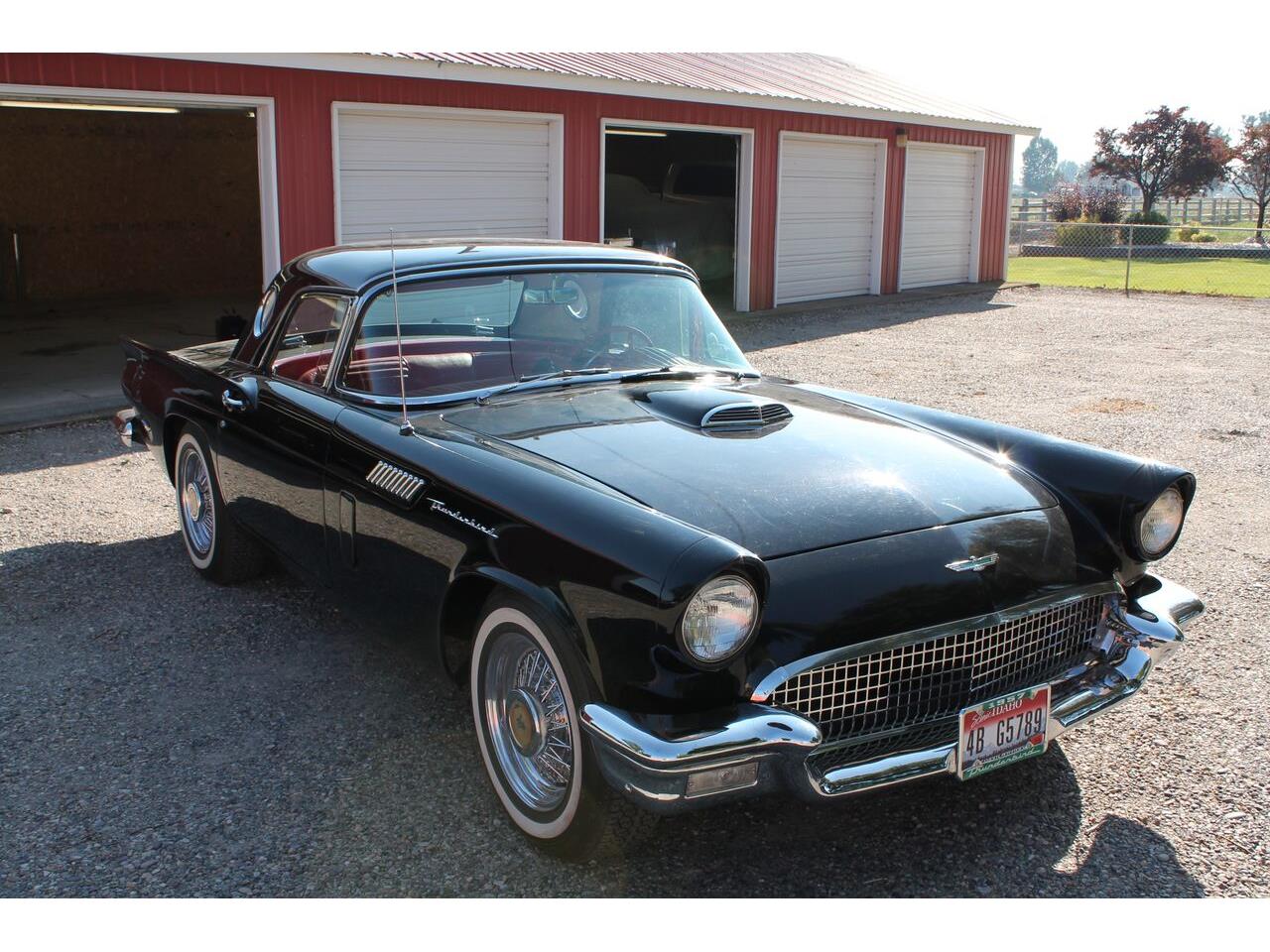 Ford-Thunderbird-1957-Black-Red