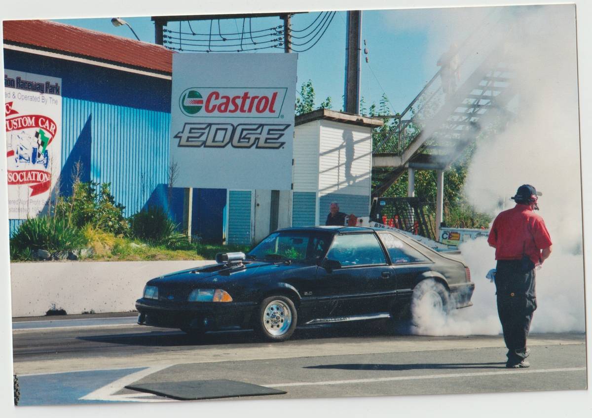 Ford-mustang-gt-t-top-1986-black