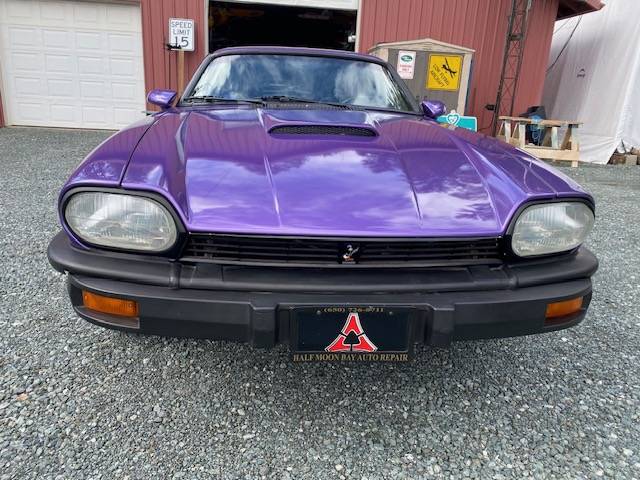 Jaguar-xjs-1976-purple