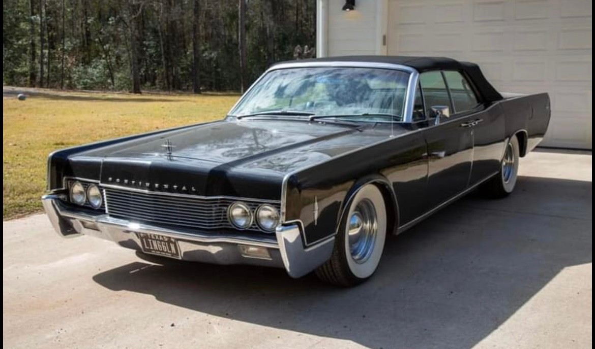 Lincoln Continental 1966 Convertible
