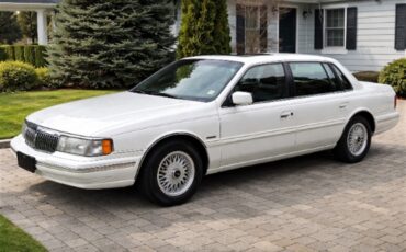 Lincoln-Continental-1993-Sedan-2