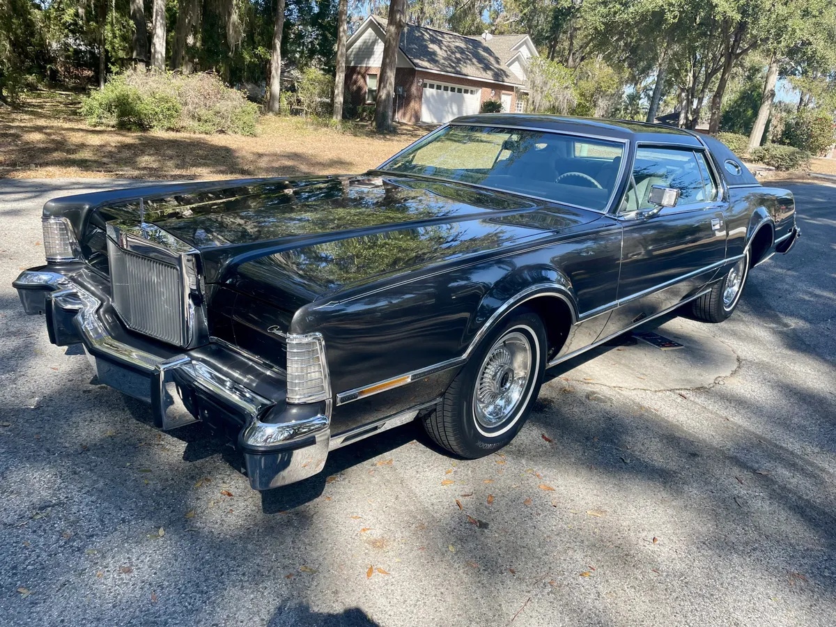 Lincoln-Mark-iv-1976-Black-Diamond-Rare-Versailles-Cloth-Dove-Interior