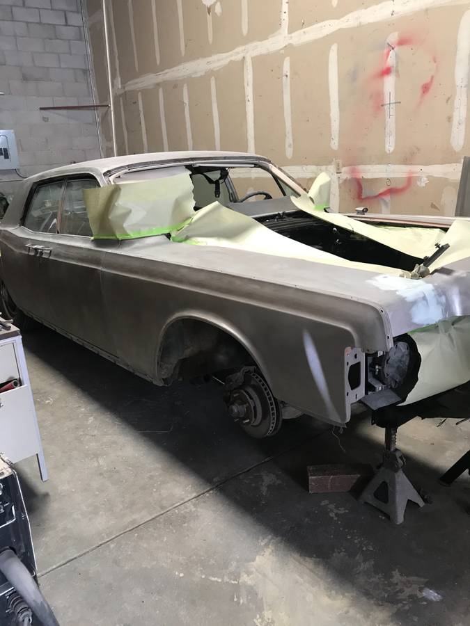 Lincoln-continental-1969-grey-5