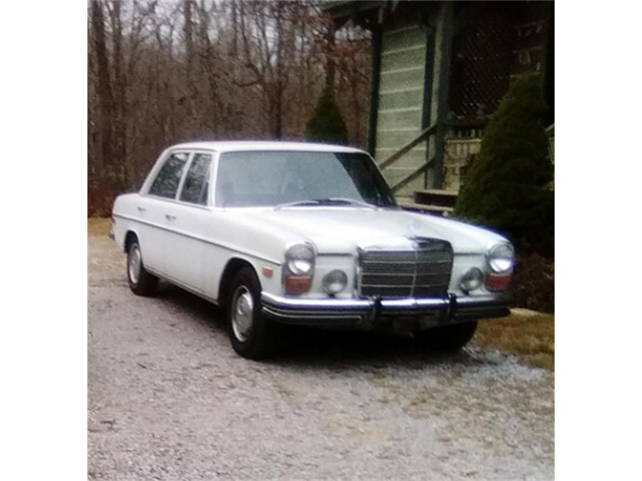 Mercedes-benz-250-1972-white-black