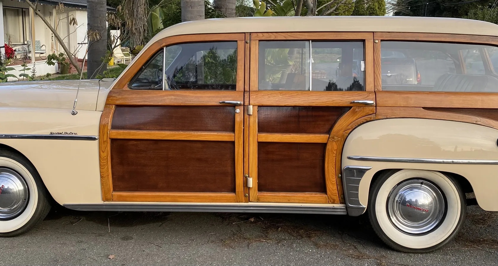 Plymouth-Special-deluxe-1950-Tan-Brown