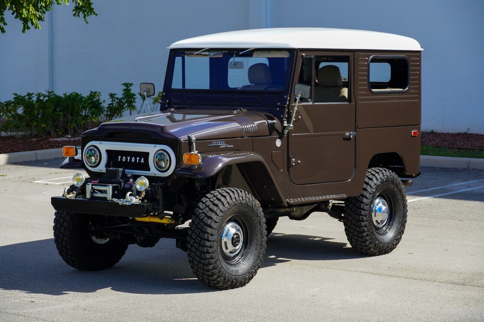 Toyota Land Cruiser 1965 SUV