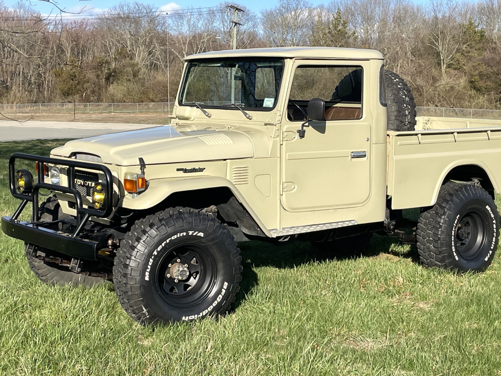 Toyota Land Cruiser 1982 Standard Cab Pickup
