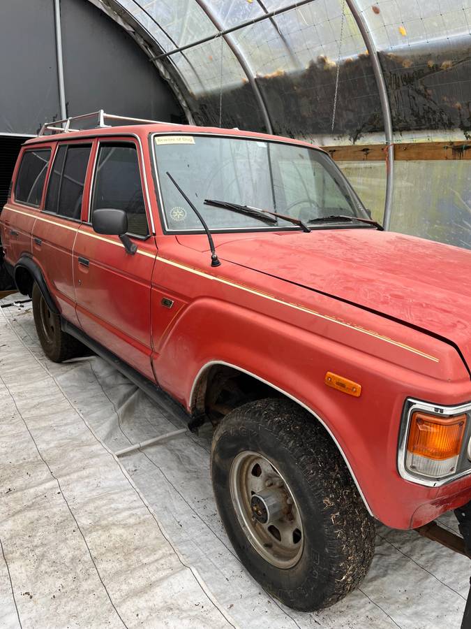 Toyota-landcruiser-diesel-1984-red