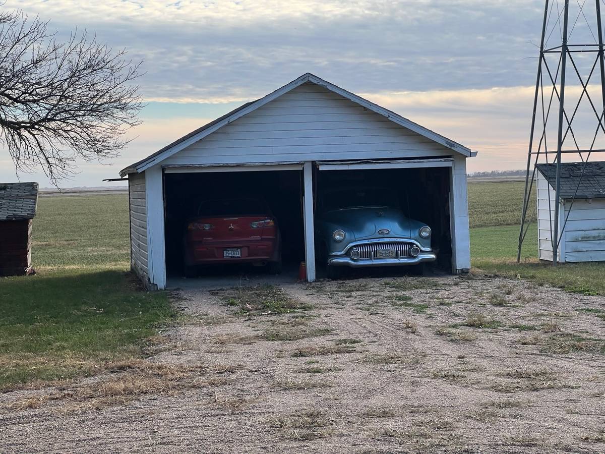 Buick-Special-1951-blue