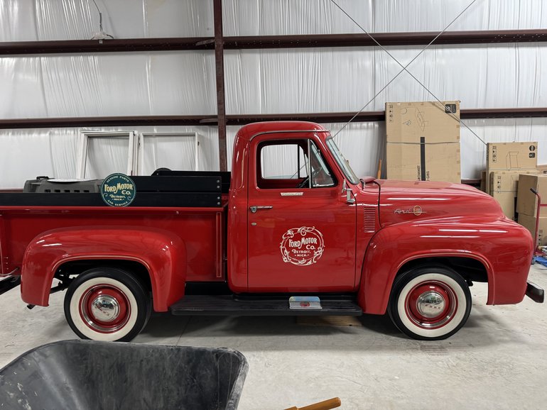 Ford-F-100-1955-Red-Gray