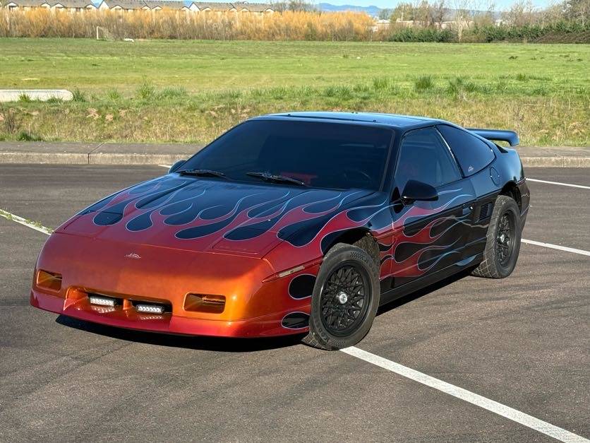 Pontiac-Fiero-gt-1987-black