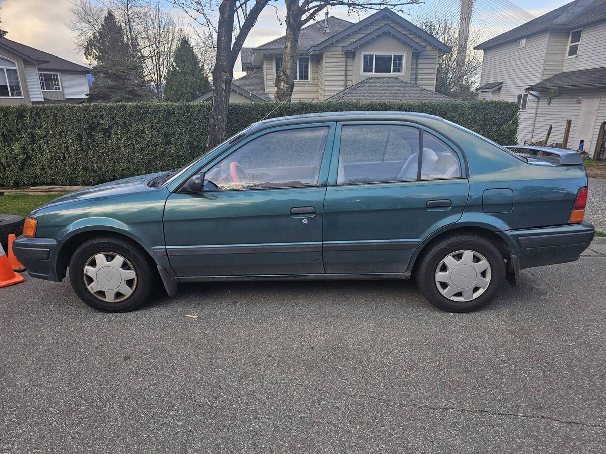 Toyota-Tercel-1995-green