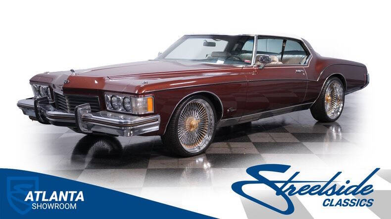 Buick-Riviera-1973-Brown-White