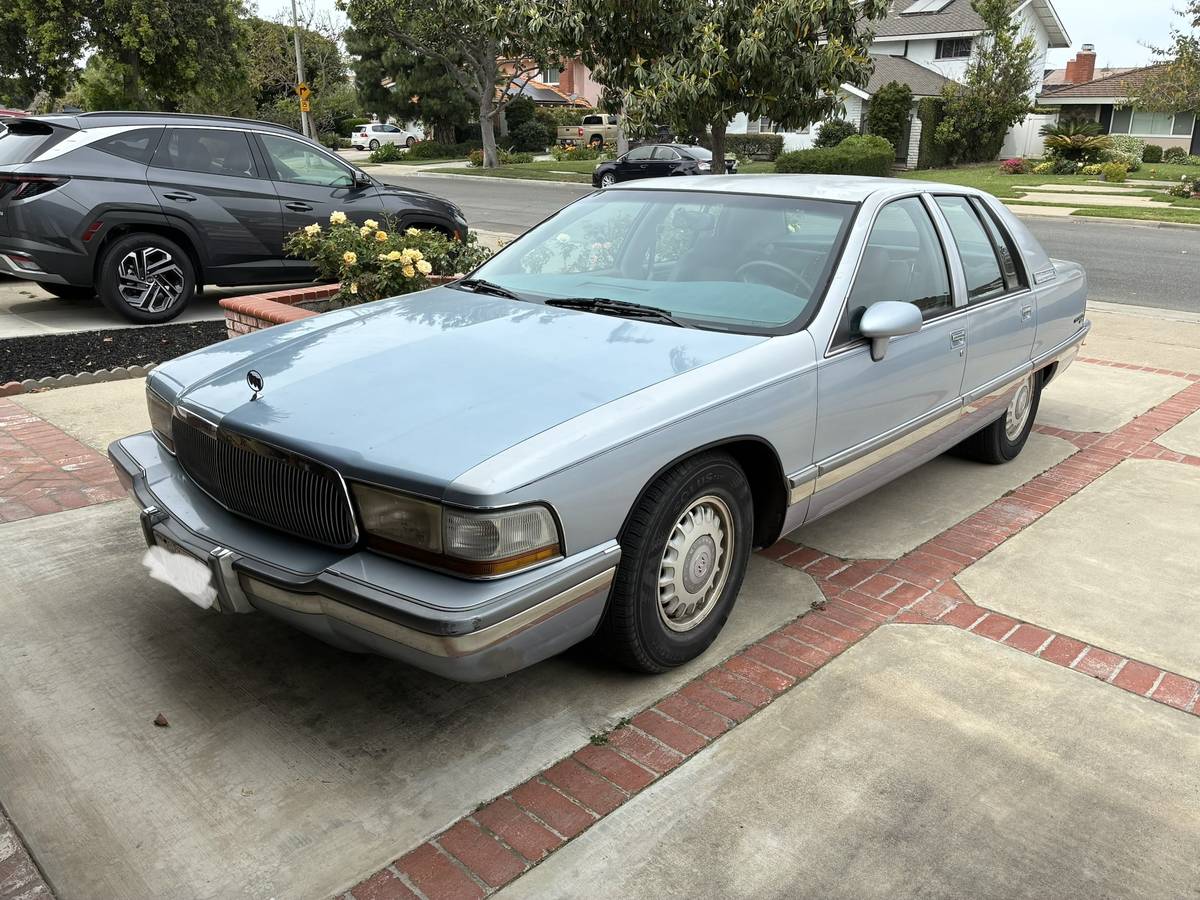 Buick-Roadmaster-limited-1994-blue