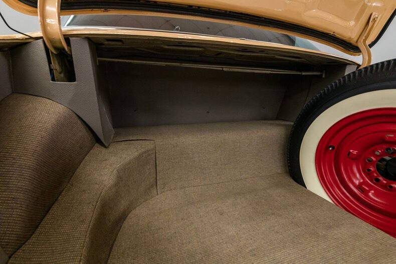Buick-Special-1955-Peach-RedBlack