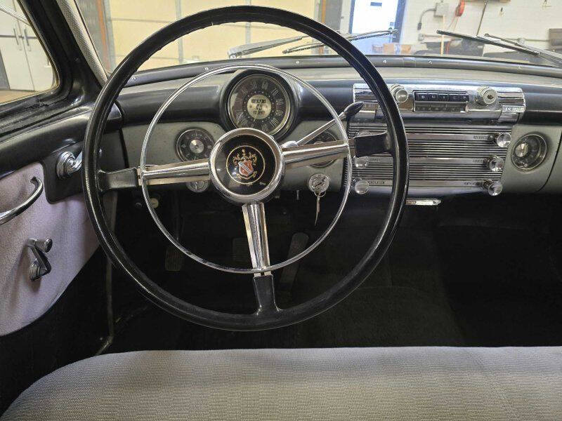 Buick-Super-buick-eight-1951-Black-Gray