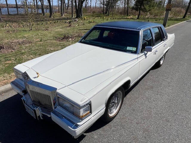 Cadillac-Brougham-1991-Cotillion-White-Blue-Leather