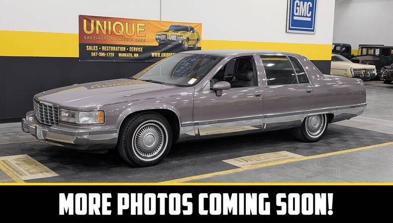 Cadillac-Fleetwood-1994-Beige