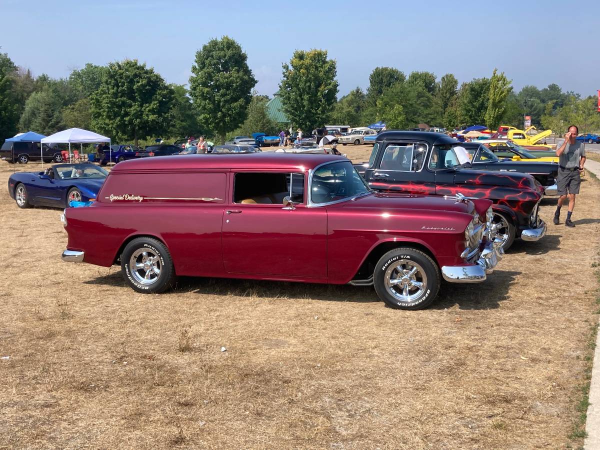 Chev-sedan-delivery-1955-custom