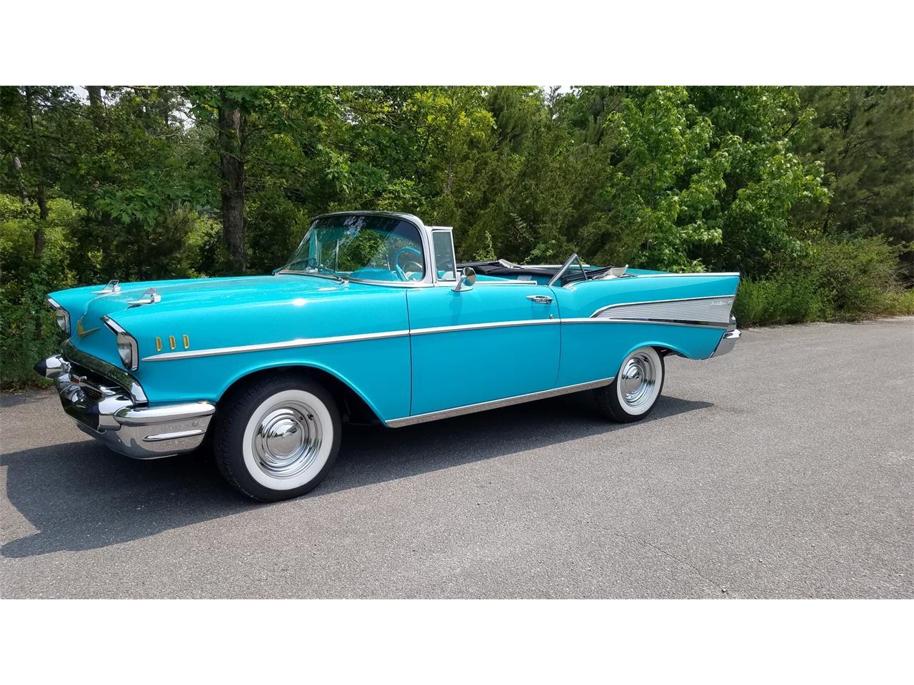 Chevrolet-Bel-air-convertible-1957-BLUE-BLUE-WHITE