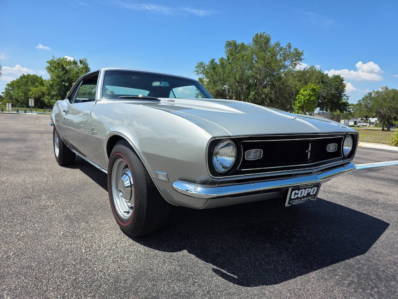 Chevrolet-Camaro-1968-Cortez-Silver-Black
