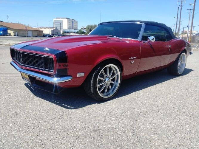 Chevrolet-Camaro-1968-RedBlack-TopBlack-Stripes-Black