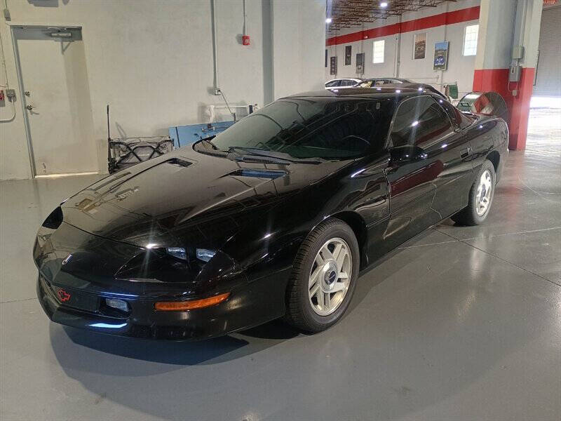 Chevrolet-Camaro-1995-Black-Gray