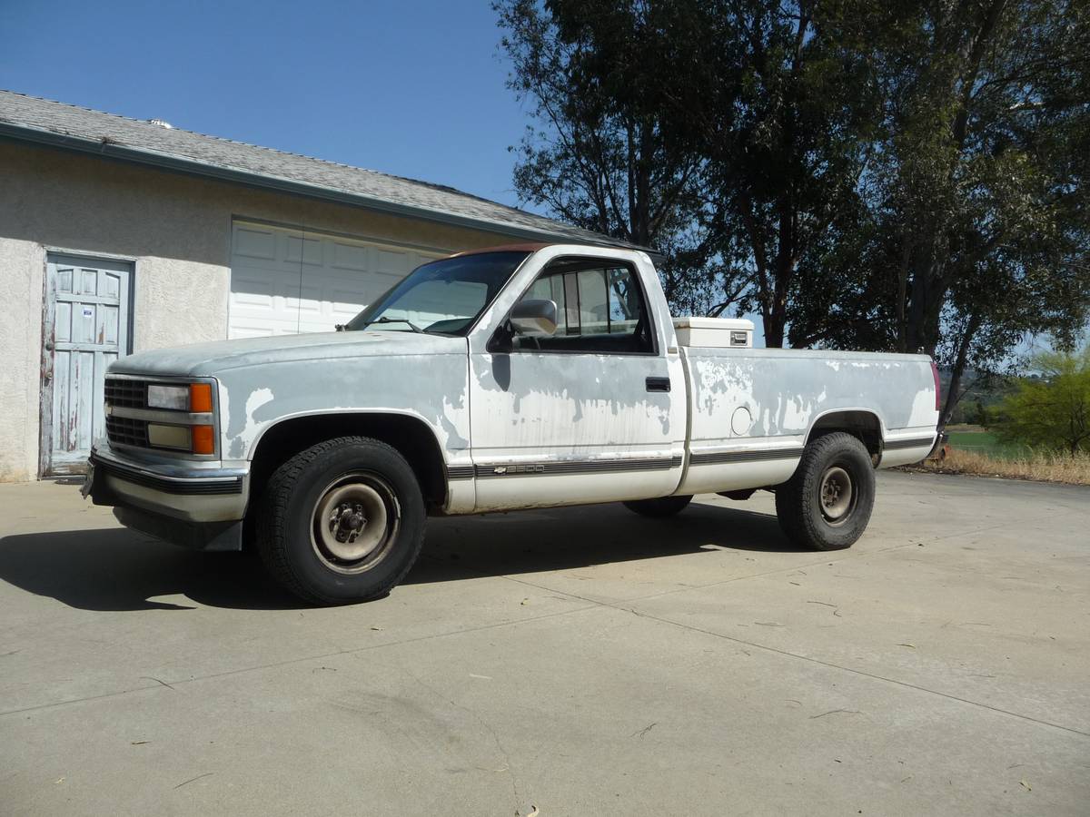 Chevrolet-Silverado-2500-1990-white
