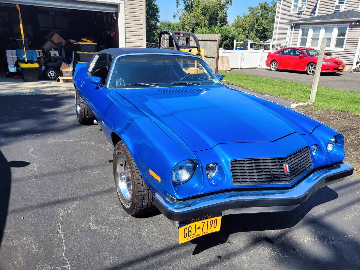 Chevy-camaro-1974-blue