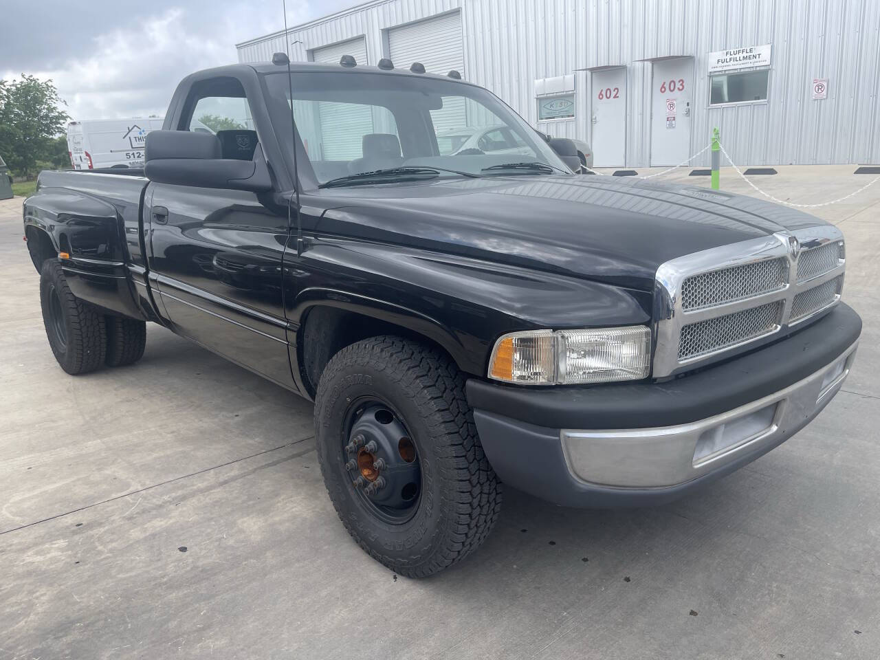 Dodge-Ram-3500-1994-Black-Black
