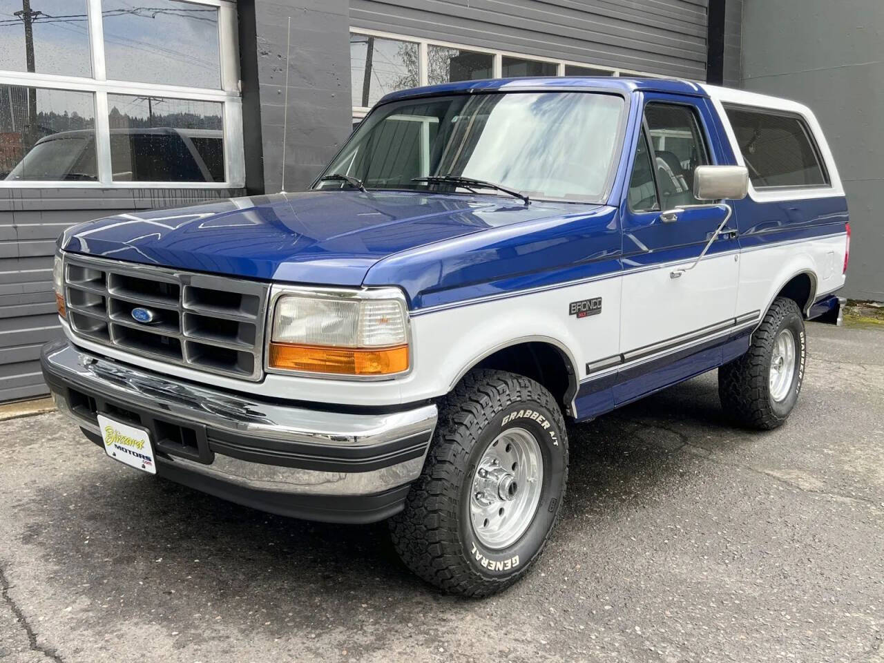 Ford-Bronco-1996-Moonlight-Blue-Opal