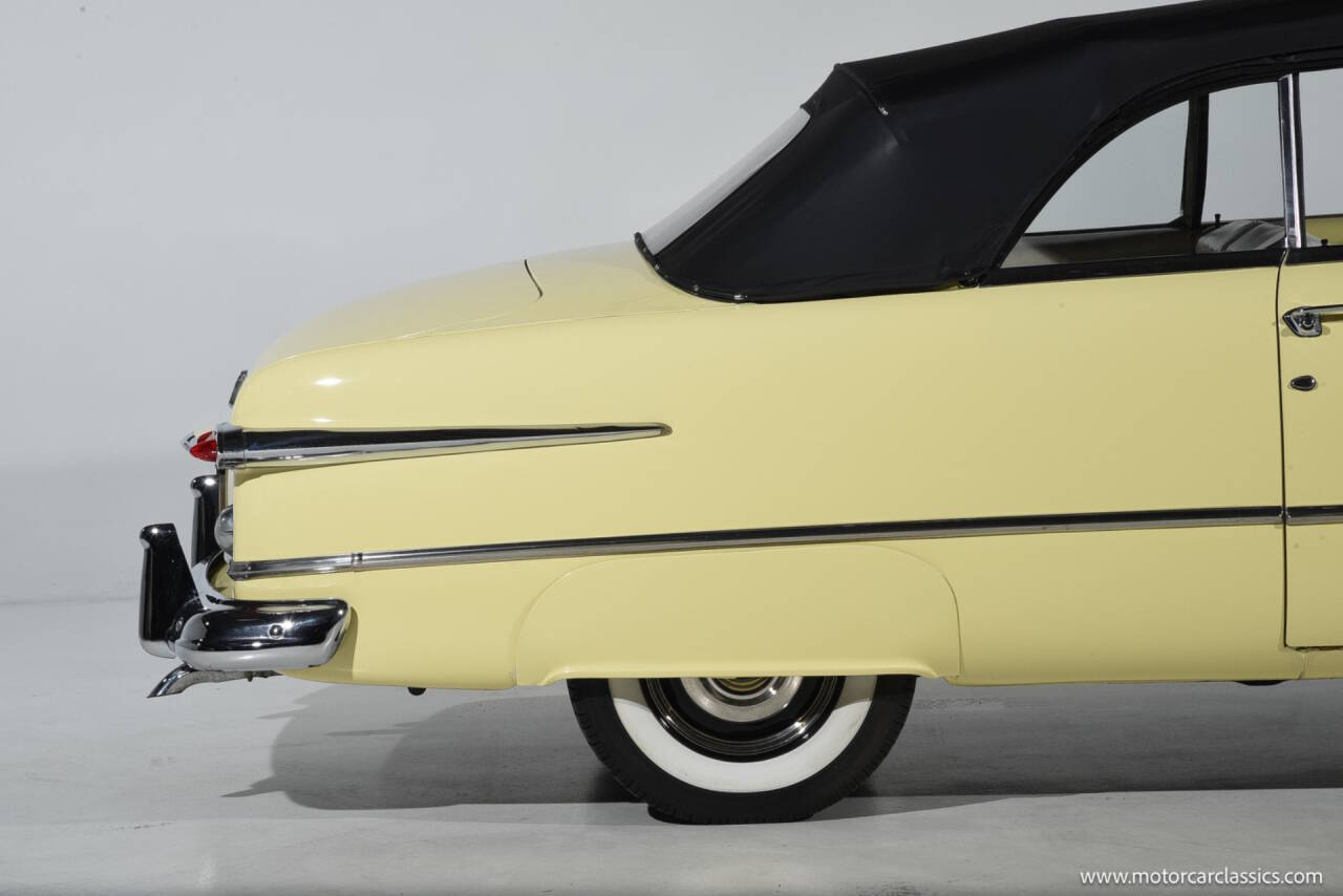 Ford-Deluxe-1951