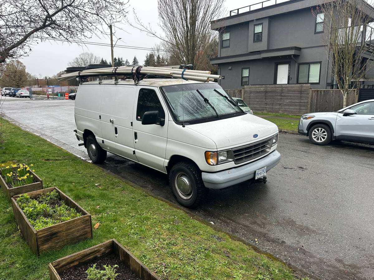 Ford-E350-van-1994-white