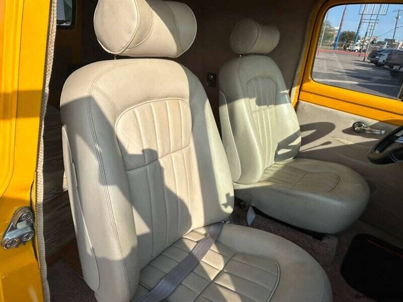 Ford-F-100-1953-Yellow-Tan