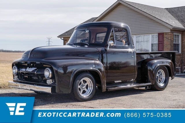 Ford-F-100-1954-Midnight-Bronze-Beige