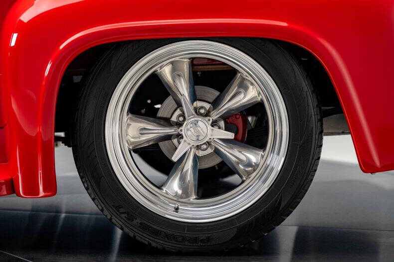 Ford-F-100-1956-Torch-Red-Ivory