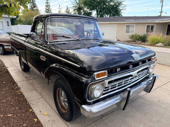 Ford-F-100-1965-Black