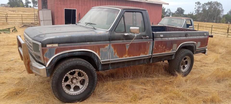 Ford-F250-1986-black