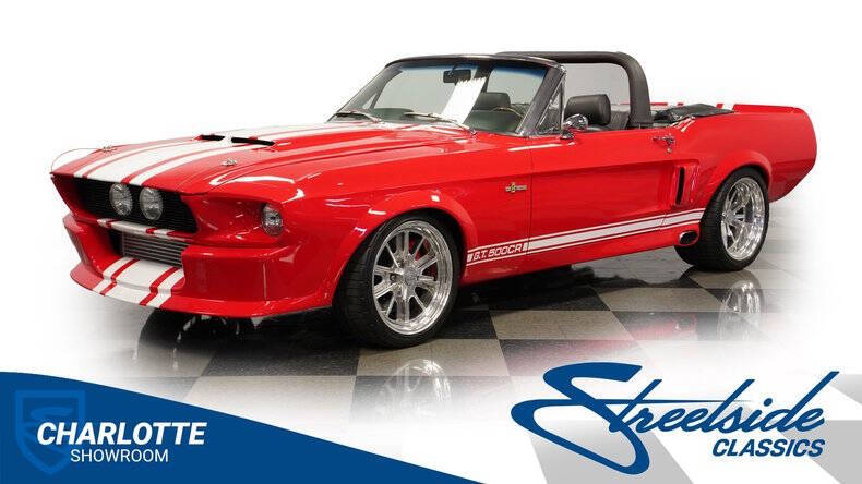 Ford-Mustang-1967-Red-Black