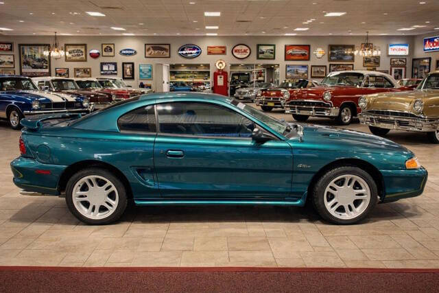 Ford-Mustang-1996-Green-Gray