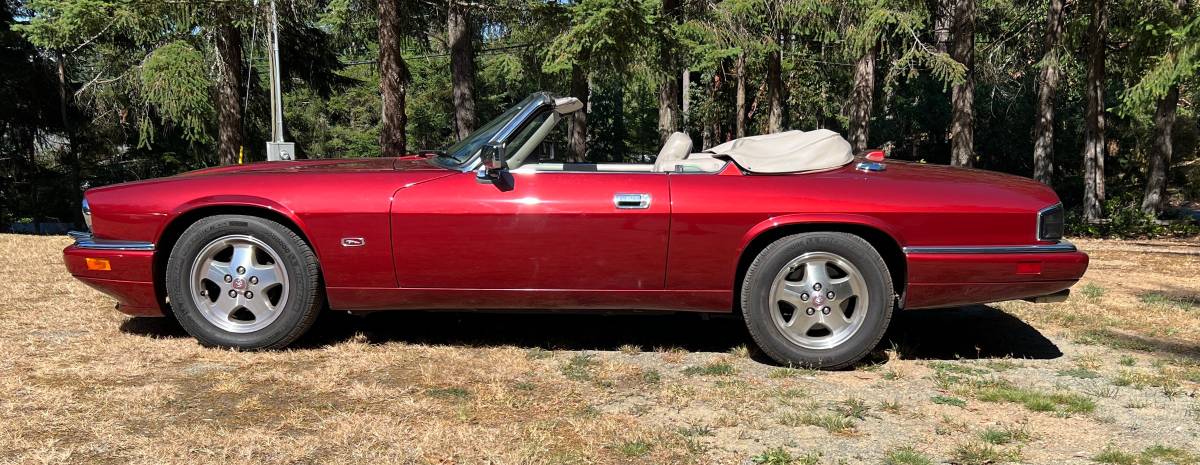 Jaguar-Xjs-1995-red
