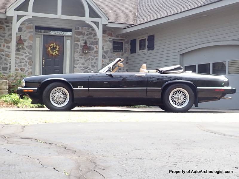 Jaguar-Xjs-convertible-1992-black