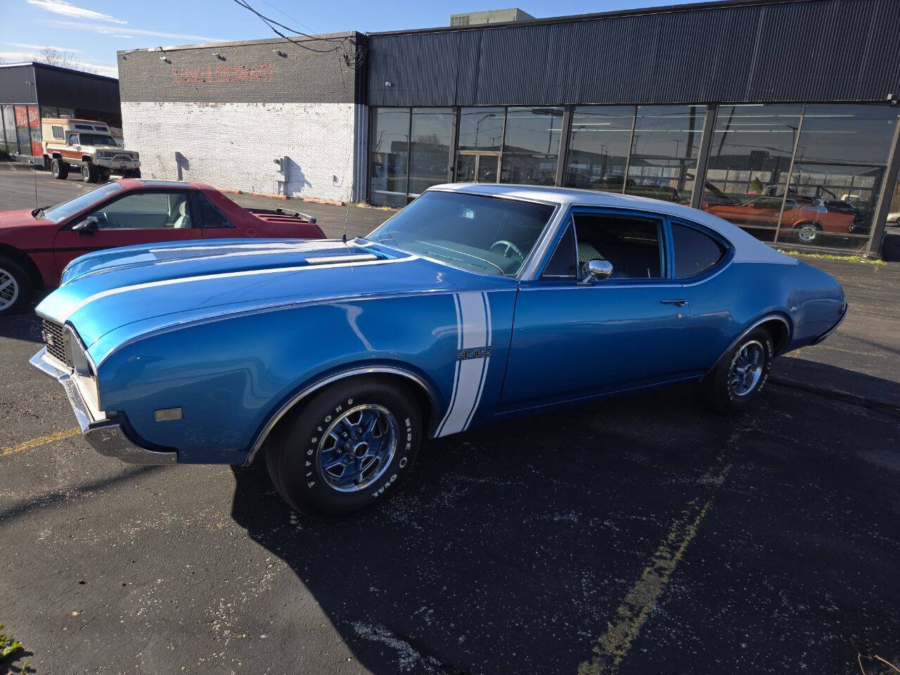 Oldsmobile-Cutlass-1968-Blue-Blue