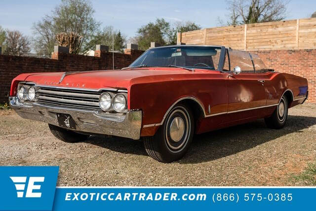 Oldsmobile-Eighty-eight-1965-Red-Black