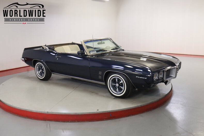 Pontiac-Firebird-1969-Blue-White