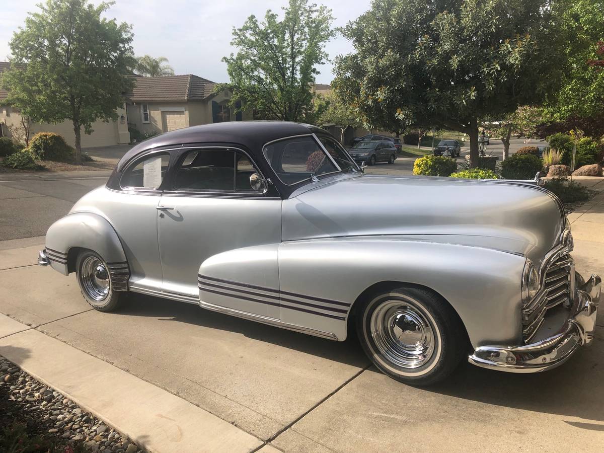 47-pontiac-coupw-1947-silver