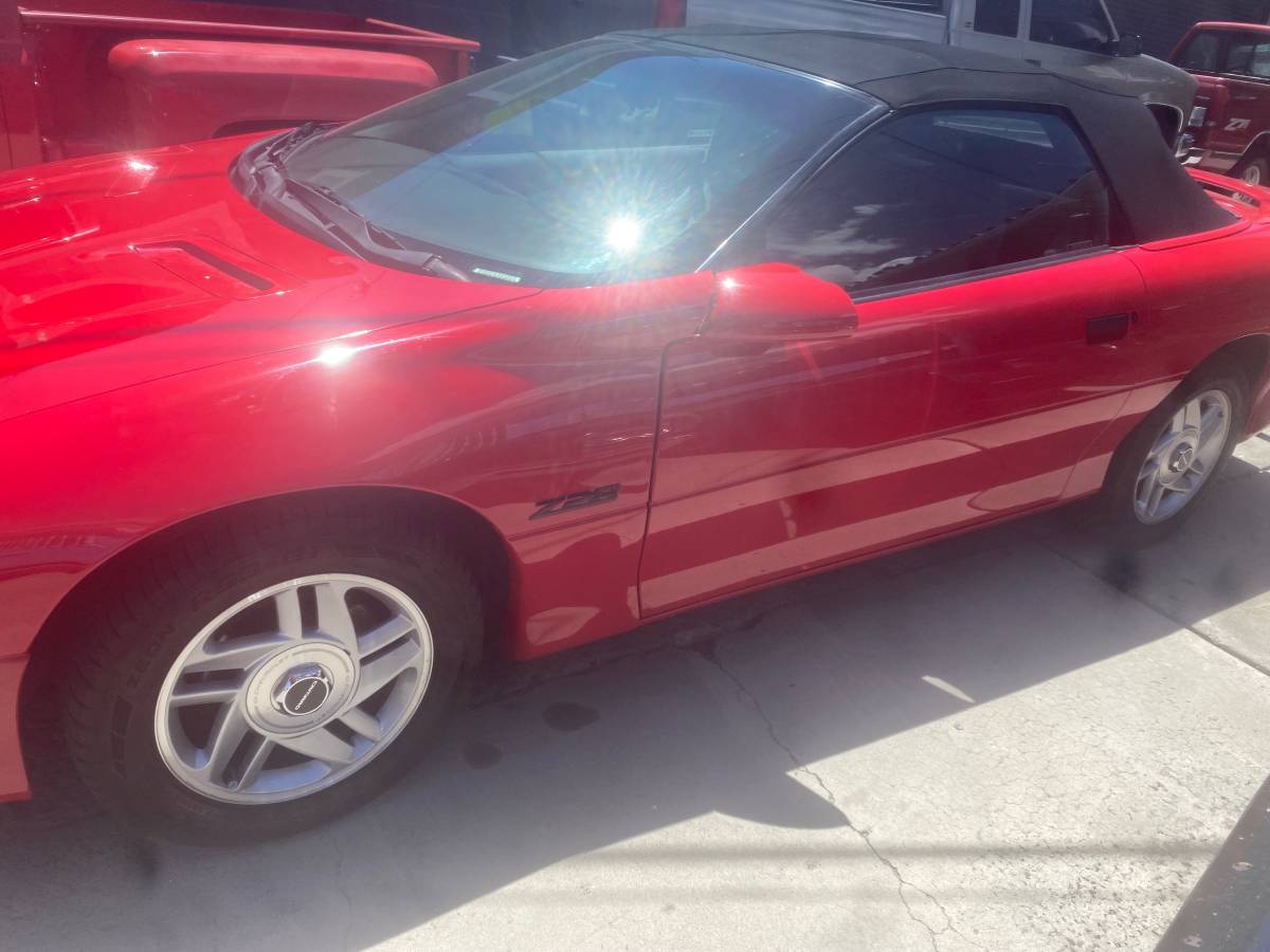 96-camaro-convertible-z-28-six-speed-1996-red